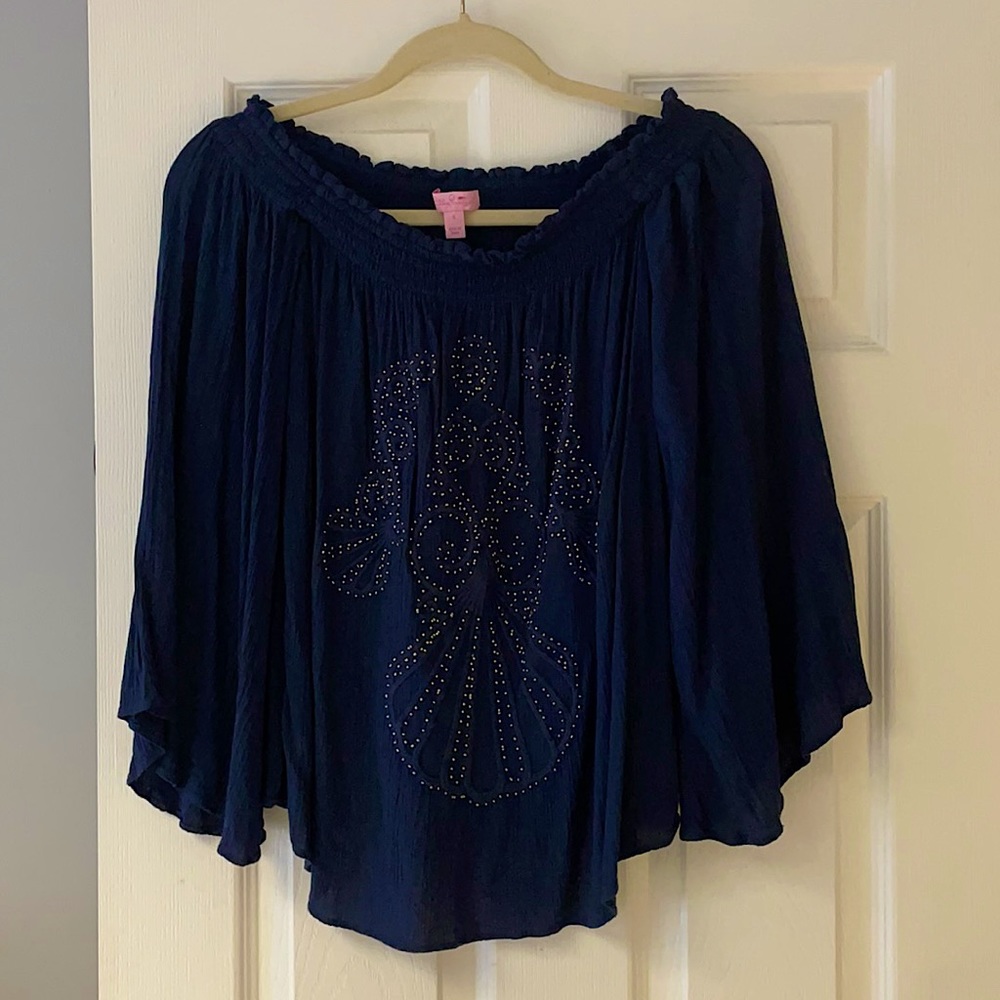 Beautiful and elegant Lily Pulitzer off-the-shoulder blouse.